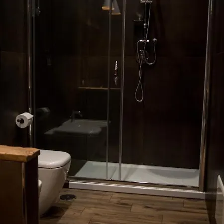 Bed & Breakfast Toledo Class 2*