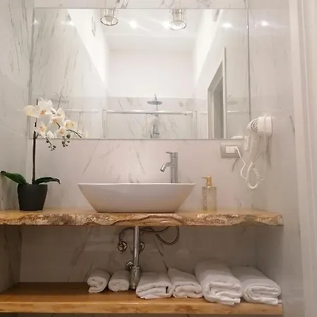 Bed & Breakfast Toledo Class Napoli