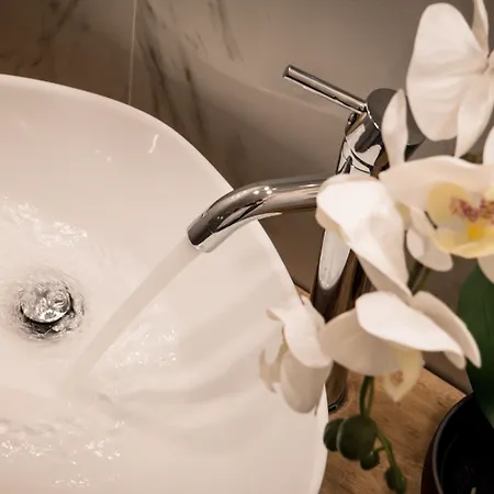 Toledo Class 4* Naples