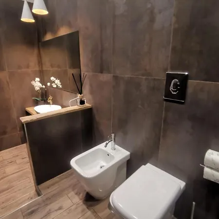 Bed & Breakfast Toledo Class