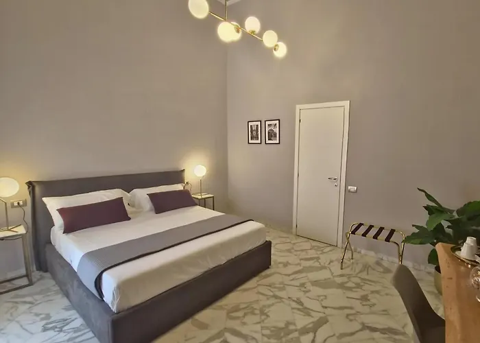 Bed & Breakfast Toledo Class Neapel